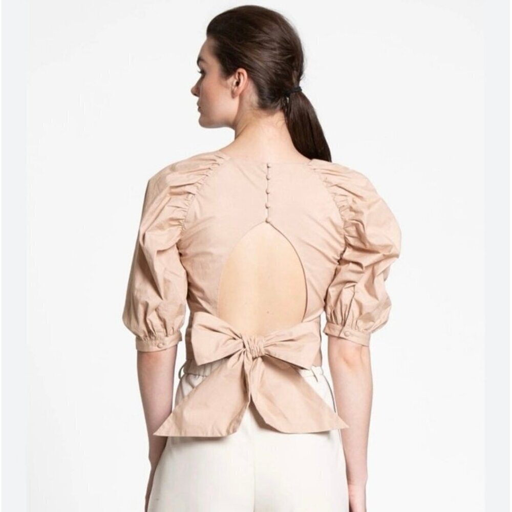 Do + Be Puff Sleeve Bow Back Poplin Top Beige Neutral Blouse Size Small EUC